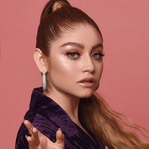 Karol Sevilla 的头像