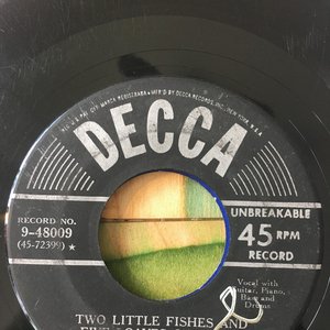 Sister Rosetta Tharpe - Strange Things Happening Every Day / Two Little Fishes and Five Loaves of Bread - Zortam Music