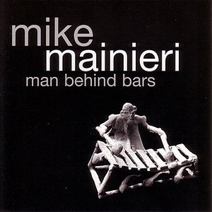 Image pour 'Man Behind Bars'