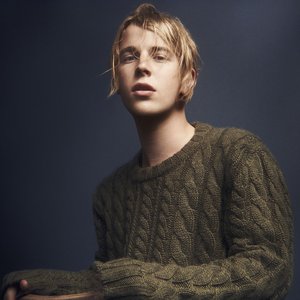 Tom Odell Profile Picture
