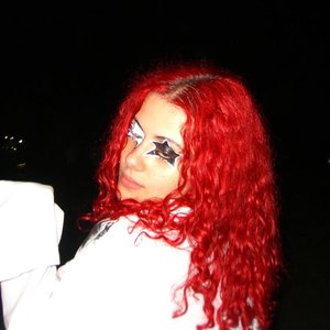 Nectarine Girl 的头像