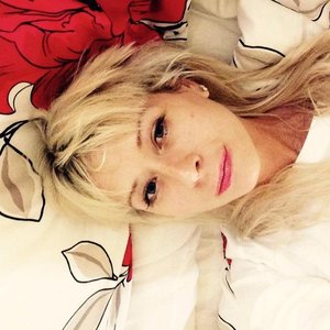 Helen Oakley 的头像