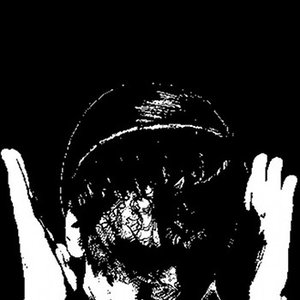 ḅoƞeṣiƒt 的头像