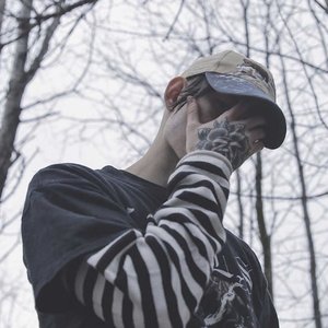 Изображение для 'nothing,nowhere. & Travis Barker'