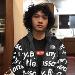 Vaxei 的头像