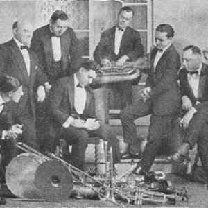 Avatar for Ben Selvin & His Orchestra; vocal by The Crooners