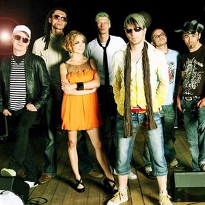 “Ania Wyszkoni feat. Video”的封面