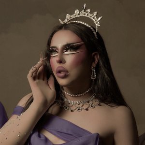 “Huma Kyle”的封面