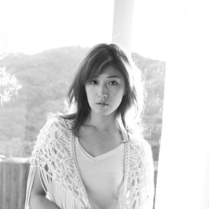 Q;indivi+BONNIE PINK 的头像