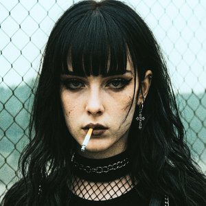 Anne Bloom 的头像