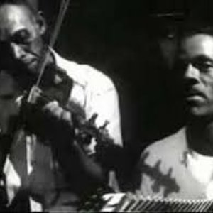 Alphonse "Bois Sec" Ardoin With Canray Fontenot 的头像