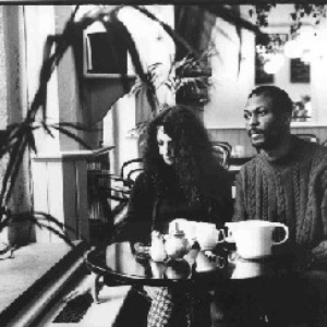 Flynn & Flora photo provided by Last.fm