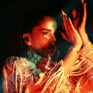 Rosalía - Topic 的头像