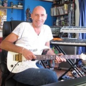 Gavin Griffiths 的头像