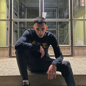 Ukic 的头像
