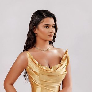 Klea Dina 的头像