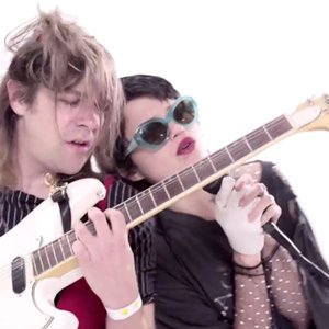Ariel Pink & Sky Ferreira 的头像