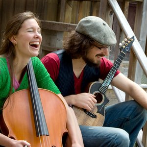 James Hill & Anne Janelle 的头像