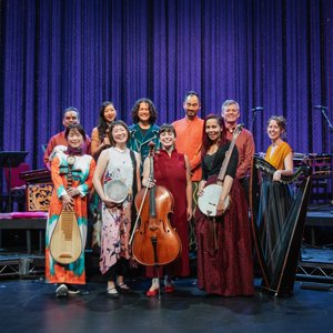 Silkroad Ensemble & Rhiannon Giddens 的头像