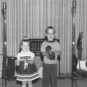 Avatar for The Singing MacMurrays With 2-Year Old Brenda And 4-Year Old Brian