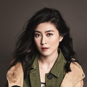 Elizabeth Tan のアバター