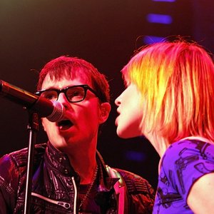 Weezer ft. Hayley Williams 的头像