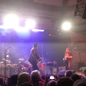 Les Claypool & The Dead Kenny G's 的头像