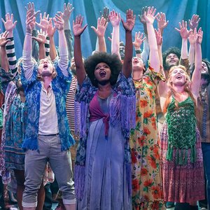 'Hair London Cast' için resim