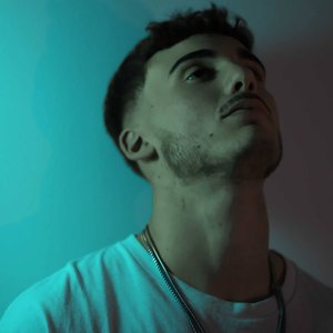 dLuna 的头像