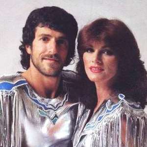 Saskia & Serge photo provided by Last.fm