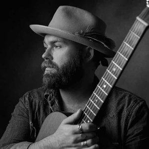 Brandon Robert Young 的头像