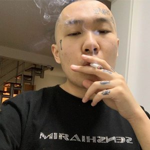 yy02 的头像