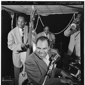 Phil Moore and his Orchestra のアバター