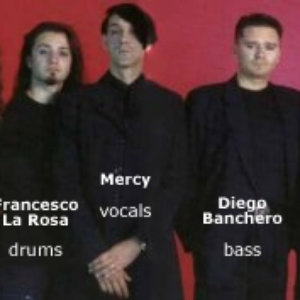 Malombra photo provided by Last.fm