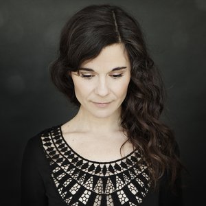 Julie Blanche 的头像