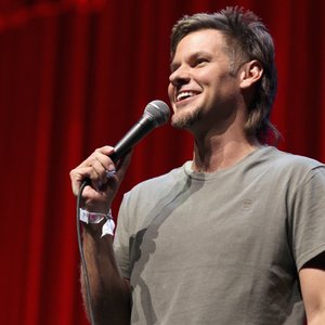 “Theo Von”的封面