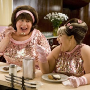 Nikki Blonsky & John Travolta 的头像