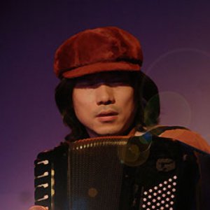 Takashi Kamide 的头像