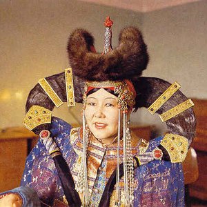 “Норовбанзад”的封面