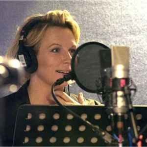 Jennifer Saunders photo provided by Last.fm