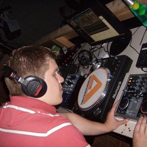 Dj Neux 的头像