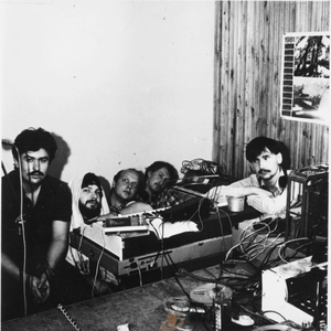 Dzeltenie pastnieki photo provided by Last.fm