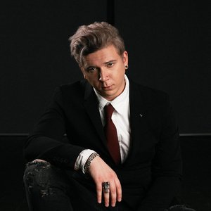 PlayingTheAngel 的头像