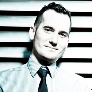 Andrew Bayer & Alison May 的头像