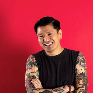 “Yultron”的封面