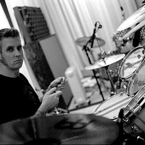 Brann Dailor のアバター