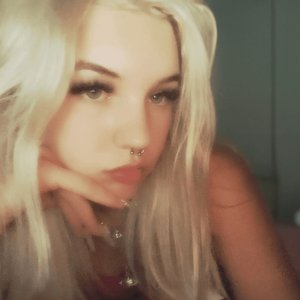 Vanessa Doll 的头像