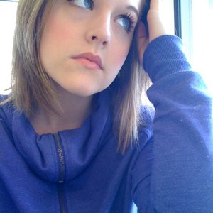 Mia Carruthers 的头像