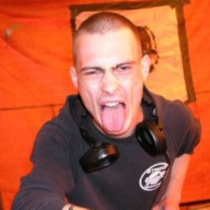 Dj R.Shock için avatar