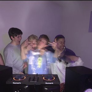 DUI 的头像